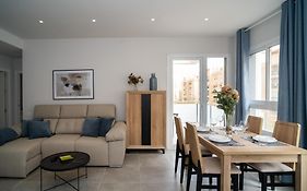 Aac Malaga - Apartamento Con Terraza, Muy Amplio, Totalmente Equipado, Cerca Del Centro Y Nuevo!