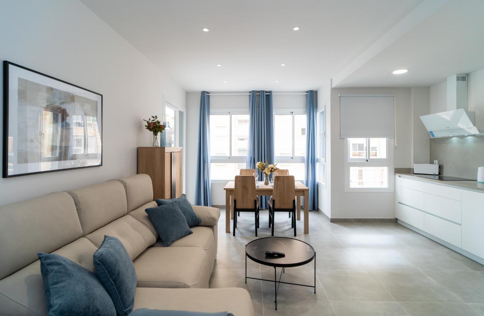 Aac Malaga - Apartamento Con Terraza, Muy Amplio, Totalmente Equipado, Cerca Del Centro Y Nuevo! Pokój zdjęcie